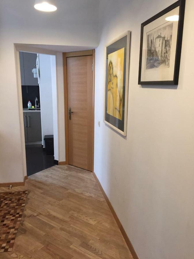 Apartment In The Heart Of Old Riga Exterior photo